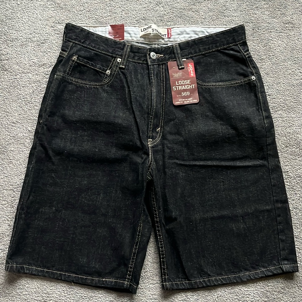 Men’s Levi’s 569 Loose Fit Denim Shorts | Size: 34